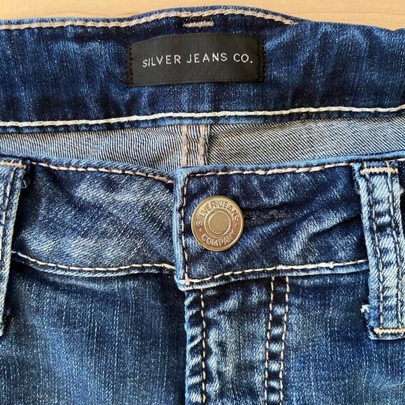 Silver Jeans Co. Elyse Capri Womens Jeans Distressed blue stretchy Denim size 29 - Picture 3 of 11